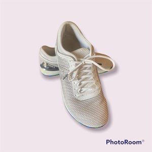 Women’s Reebok Nano 8 size 10